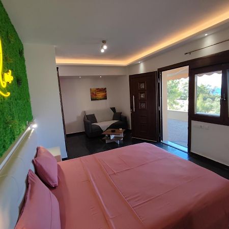 נאוס מרמרס Theasis 4 Luxury Studio With Sea View מראה חיצוני תמונה